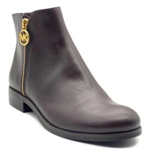 MICHAEL KORS Jaycie Flat Polished Leather Bootie